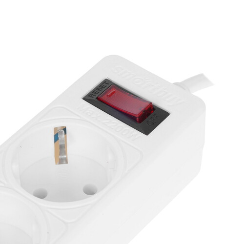 Купить Сетевой фильтр Smartbuy SBSP-50-W белый  9192871. Характеристики, отзывы и цены в Донецке