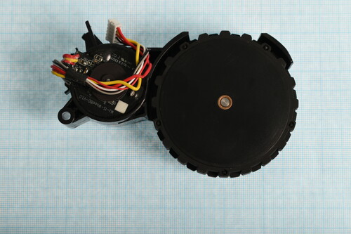 Купить Двигатель (В сборе с колесом R) для пылесоса-робота Xiaomi Mi Robot Vacuum-Mop 2 Pro [MJ-1S-WHEELBD-V1.0]  9977120. Характеристики, отзывы и цены в Донецке
