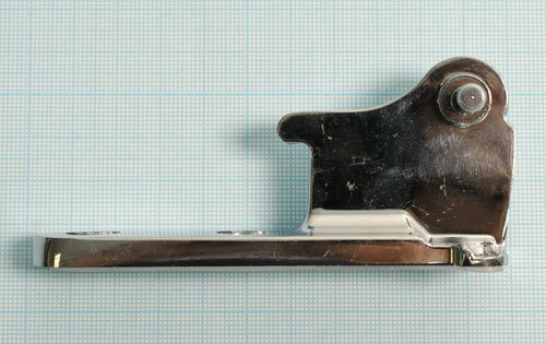 Купить Петля дверцы (Средняя) для холодильника DEXP RF-MN622DMA (Metal)  9116724. Характеристики, отзывы и цены в Донецке