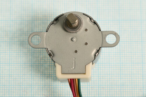 Купить Двигатель (Жалюзи) для кондиционера iFFALCON F1 INV 07 (12_N/AW)  9138347. Характеристики, отзывы и цены в Донецке