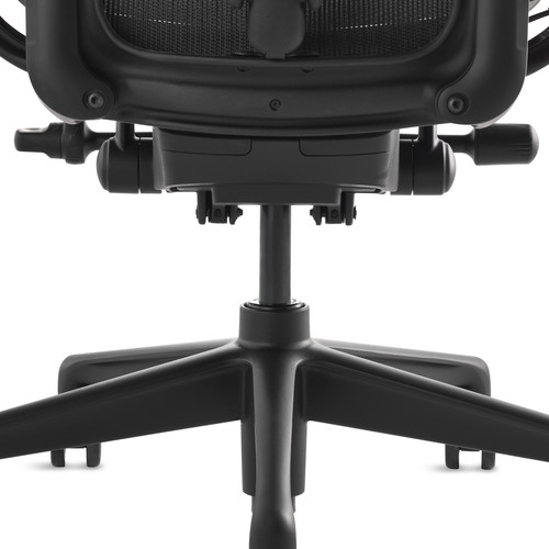Купить Компьютерное кресло Herman Miller Aeron C Large черный  9338838. Характеристики, отзывы и цены в Донецке