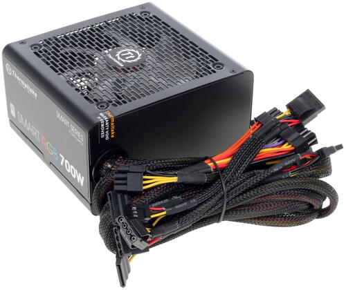 Купить Блок питания Thermaltake Smart RGB 700W [PS-SPR-0700NHSAWE-1] черный  1187989. Характеристики, отзывы и цены в Донецке