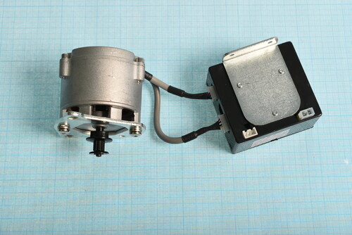 Купить Двигатель для швейной машины Reoka RKSM-1034 (220-240V_100W) (HY-TK-350) [N/A]  9211705. Характеристики, отзывы и цены в Донецке