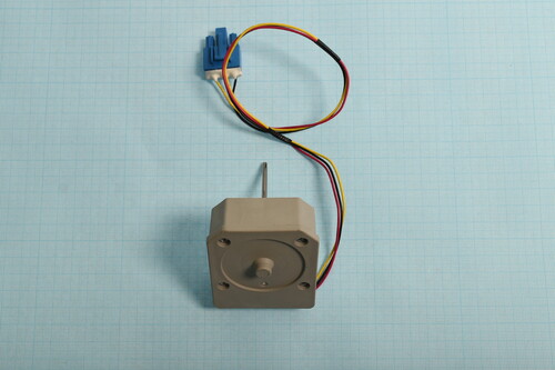 Купить Двигатель (Вентилятор) для холодильника DEXP SBS510M (12V_3W) [ZWF-11-3]  9118080. Характеристики, отзывы и цены в Донецке