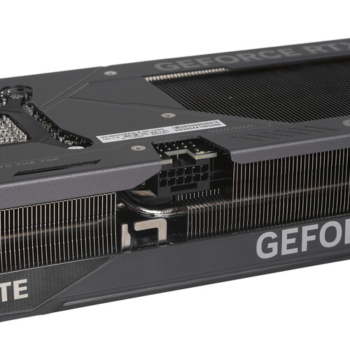 Купить Видеокарта GIGABYTE GeForce RTX 5070 EAGLE OC SFF  5613398. Характеристики, отзывы и цены в Донецке