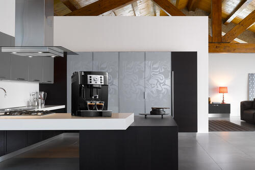 Купить Кофемашина автоматическая DeLonghi ECAM 22.110.B черный  1904365. Характеристики, отзывы и цены в Донецке