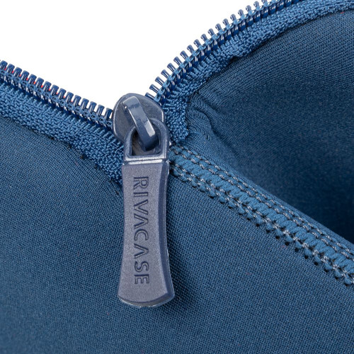 Купить 15.6" Чехол RIVACASE 5226 синий  9136878. Характеристики, отзывы и цены в Донецке