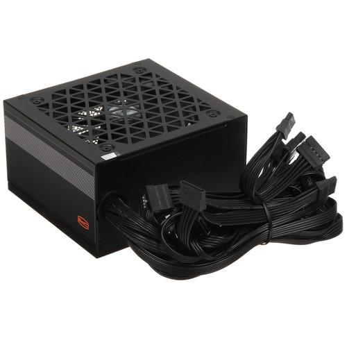 Купить Блок питания PCCooler YK650H [P3-YK650H-B1HWBK1-EU] черный  5640143. Характеристики, отзывы и цены в Донецке