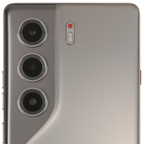 Купить 6.78" Смартфон Tecno CAMON 40 256 ГБ бежевый  5632870. Характеристики, отзывы и цены в Донецке