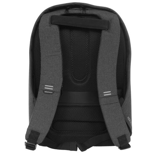Купить 15.6" Рюкзак XD Design Bobby Hero Regular черный  5452124. Характеристики, отзывы и цены в Донецке