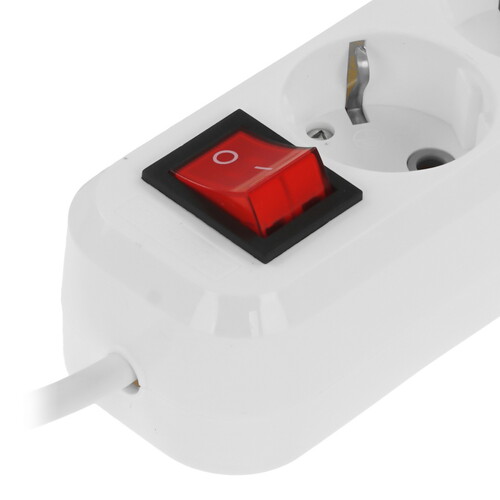 Купить Удлинитель Defender L340 белый  9231105. Характеристики, отзывы и цены в Донецке