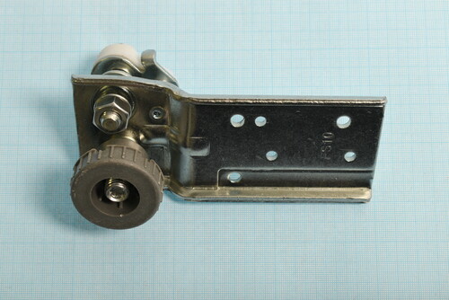 Купить Петля дверцы (Нижняя R) для холодильника DEXP SBS510M (Silver)  9044195. Характеристики, отзывы и цены в Донецке