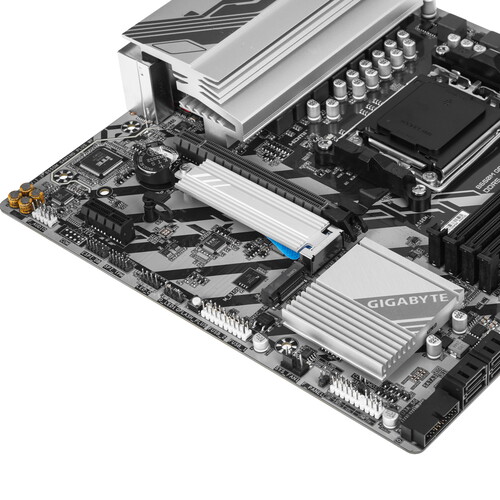 Купить Материнская плата GIGABYTE B650M GAMING PLUS WIFI  5630834. Характеристики, отзывы и цены в Донецке
