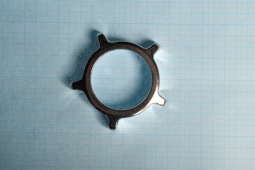 Купить Гайка (Тубус) для мясорубки DEXP MGP-2000  5068994. Характеристики, отзывы и цены в Донецке