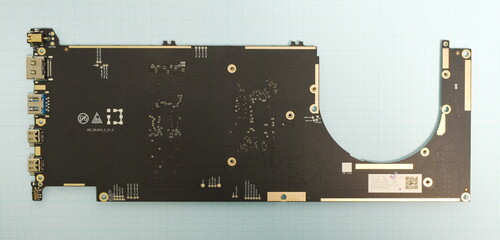 Купить Материнская плата для ноутбука DEXP Atlas M15-I3W302 (Core i3 1215U/UMA/DDR4) [EM_IDL819_S_V1.0]  9049999. Характеристики, отзывы и цены в Донецке