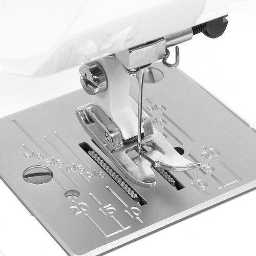 Купить Швейная машина Janome 4400  1213561. Характеристики, отзывы и цены в Донецке