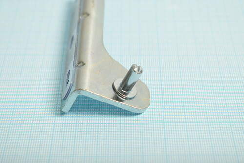 Купить Петля дверцы (Верхняя) для холодильника DEXP BIS4-0300AMA (Metal)  9094877. Характеристики, отзывы и цены в Донецке