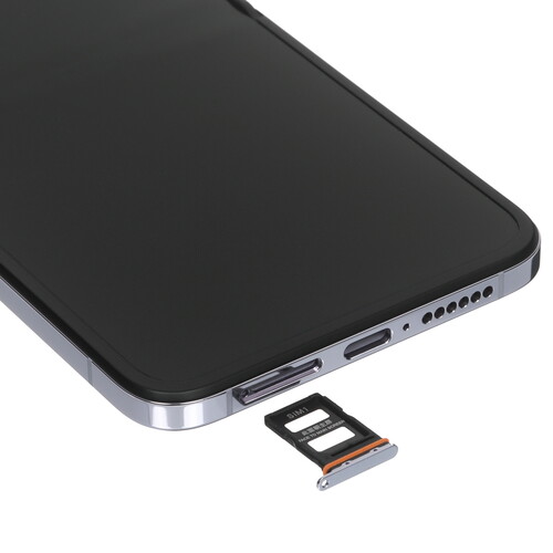 Купить 6.86" Смартфон Xiaomi Mix Flip 512 ГБ фиолетовый  5482828. Характеристики, отзывы и цены в Донецке