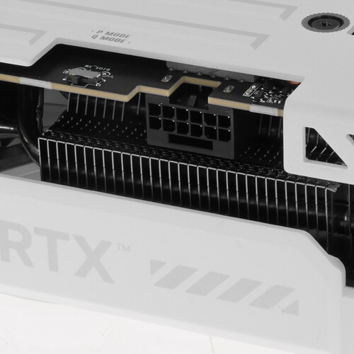 Купить Видеокарта ASUS GeForce RTX 5070 Ti TUF Gaming BTF White OC Edition  5641050. Характеристики, отзывы и цены в Донецке