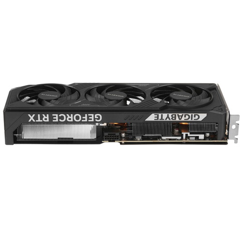 Купить Видеокарта GIGABYTE GeForce RTX 5070 WINDFORCE SFF  5620886. Характеристики, отзывы и цены в Донецке