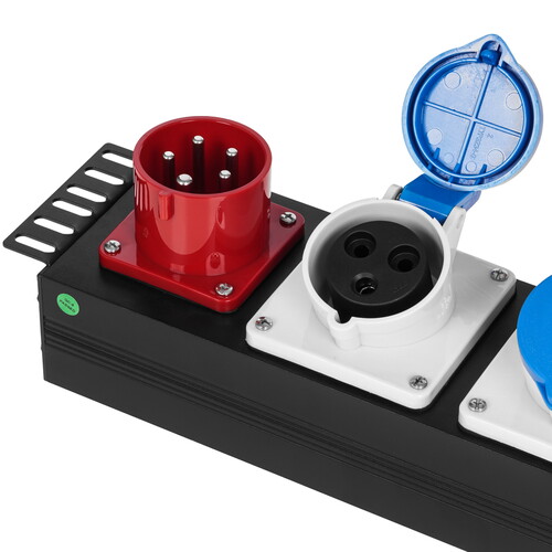 Купить Блок розеток Lanmaster TWT-PDU-32AI9-3P  8166925. Характеристики, отзывы и цены в Донецке