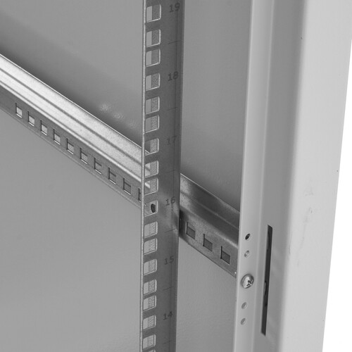 Купить Шкаф коммутационный ЦМО ШТК-Э-30.6.8-13АА  4700433. Характеристики, отзывы и цены в Донецке