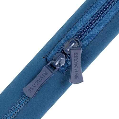 Купить 15.6" Чехол RIVACASE 5226 синий  9136878. Характеристики, отзывы и цены в Донецке