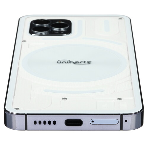 Купить 6.81" Смартфон Unihertz Luna 256 ГБ белый  5433963. Характеристики, отзывы и цены в Донецке