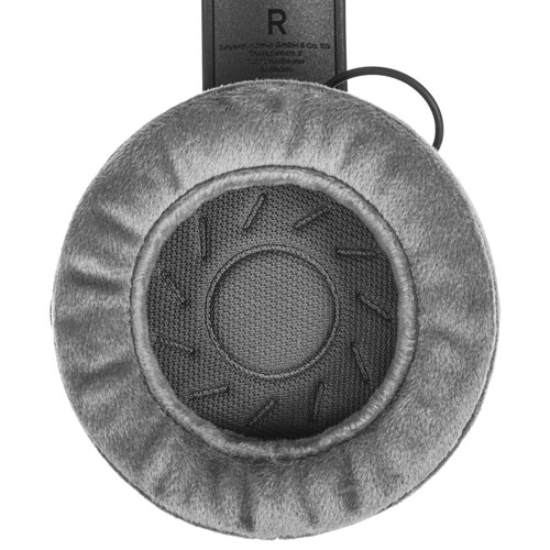 Купить Проводные наушники Beyerdynamic DT 700 PRO X черный  5451265. Характеристики, отзывы и цены в Донецке