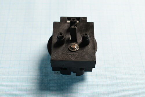 Купить Переключатель (Режим) для мясорубки DEXP MGL-2200S [KA18_16(4)A]  5202515. Характеристики, отзывы и цены в Донецке