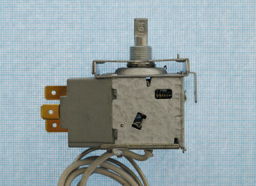 Купить Термостат для холодильного оборудования (L600_l12_D6_P3)  9030585. Характеристики, отзывы и цены в Донецке