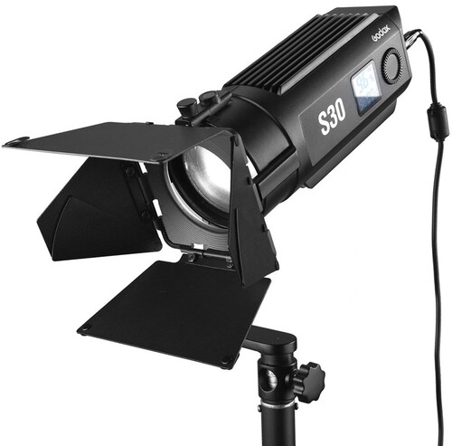 Купить Осветитель Godox S30  5300328. Характеристики, отзывы и цены в Донецке