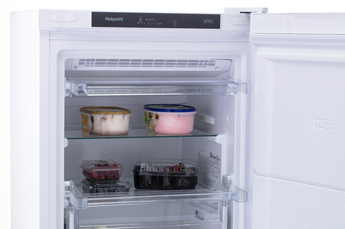 Купить Морозильный шкаф  Hotpoint HFZ 5151 W белый  5449842. Характеристики, отзывы и цены в Донецке