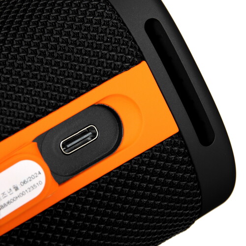 Купить Портативная колонка Xiaomi Sound Outdoor, черный  5460058. Характеристики, отзывы и цены в Донецке