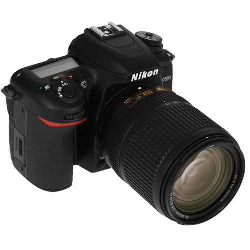 Купить Зеркальный фотоаппарат Nikon D7500 Kit 18-140mm VR черный  5065521. Характеристики, отзывы и цены в Донецке