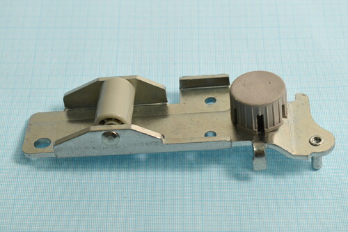 Купить Петля дверцы (Нижняя R) для холодильника DEXP RF-MN622DMA (Metal)  9118067. Характеристики, отзывы и цены в Донецке