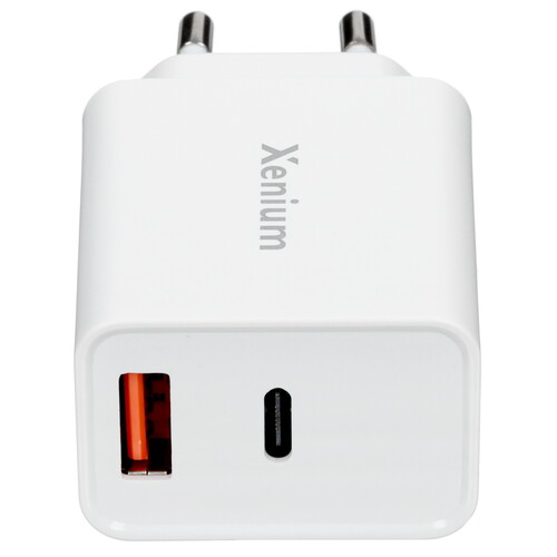Купить Сетевое зарядное устройство Xenium X332 белый  5610839. Характеристики, отзывы и цены в Донецке