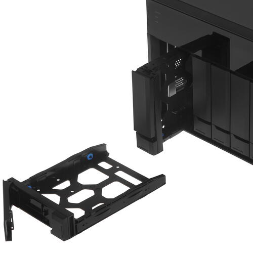 Купить Сетевое хранилище (NAS) QNAP TVS-672XT-i3-8G  5090103. Характеристики, отзывы и цены в Донецке