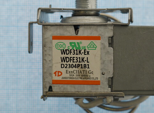 Купить Термостат для холодильного оборудования (L600_l12_D6_P3)  9030585. Характеристики, отзывы и цены в Донецке