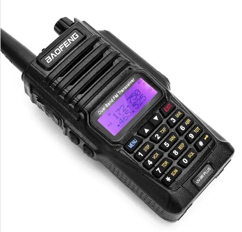 Купить Радиостанция Baofeng UV-9R Plus черный  9152942. Характеристики, отзывы и цены в Донецке