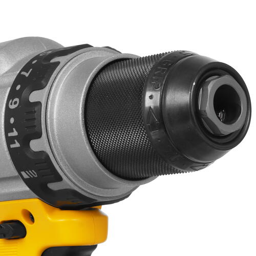 Купить Дрель-шуруповерт DeWalt DCD991NT XR FLEXVOLТ 18/54V без ЗУ, без АКБ  5437935. Характеристики, отзывы и цены в Донецке