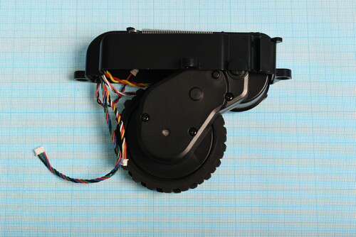 Купить Двигатель (В сборе с колесом R) для пылесоса-робота Viomi V3 [CRL200S/A_03_V02]  9205533. Характеристики, отзывы и цены в Донецке