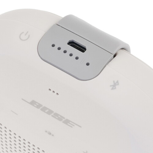 Купить Портативная колонка Bose SoundLink Micro, белый  9000808. Характеристики, отзывы и цены в Донецке