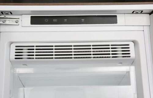 Купить Встраиваемый морозильный шкаф Scandilux FNBI350  9317933. Характеристики, отзывы и цены в Донецке